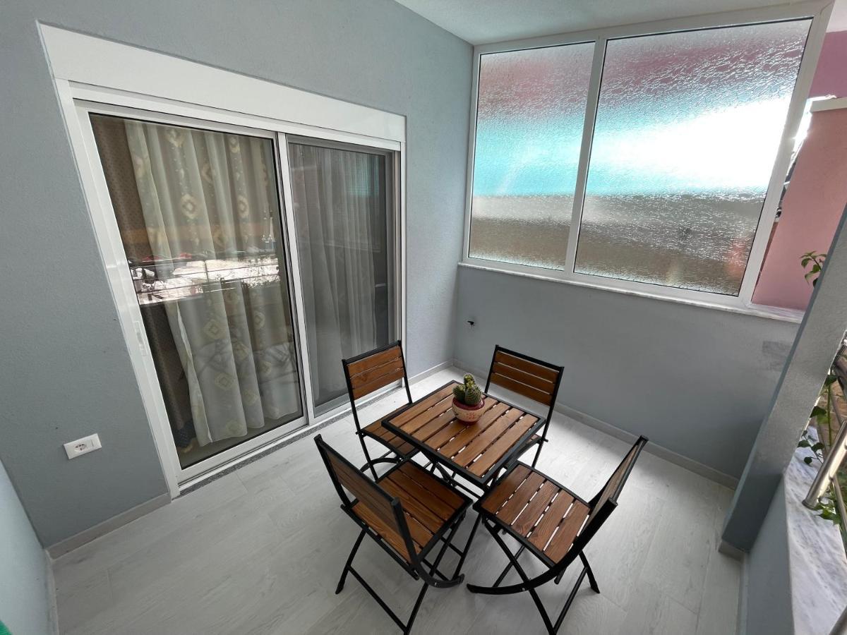 Little Cozy Apartment 4 Sarandë エクステリア 写真